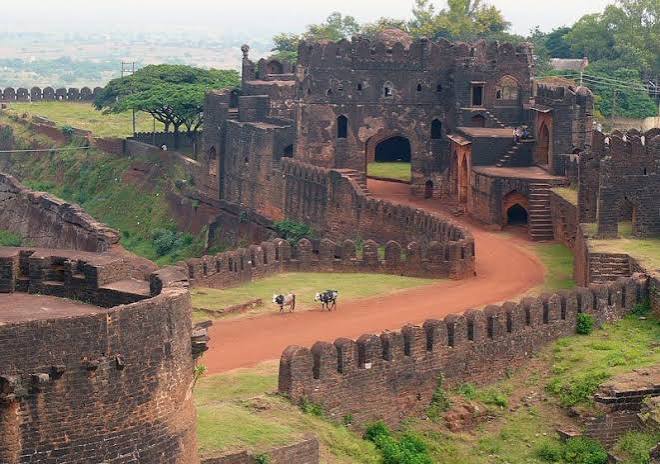 Bhalki Fort
